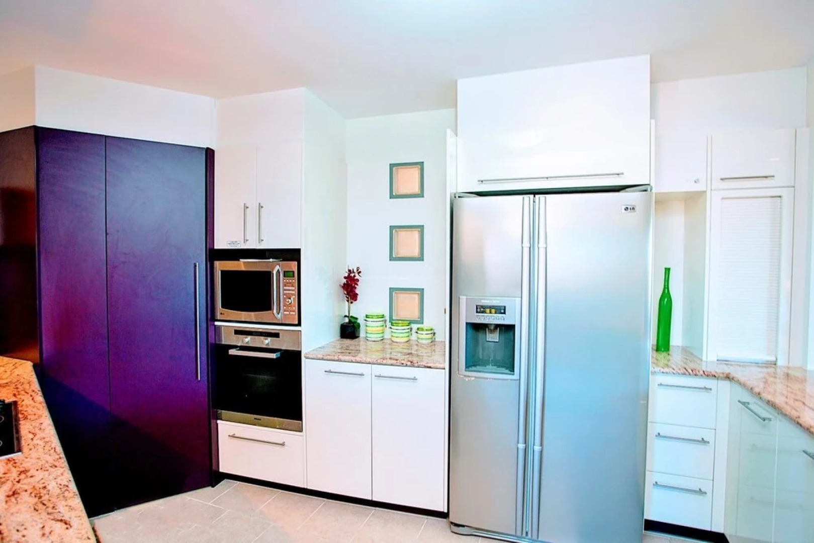 Apartment 409 Pavillions on 1770