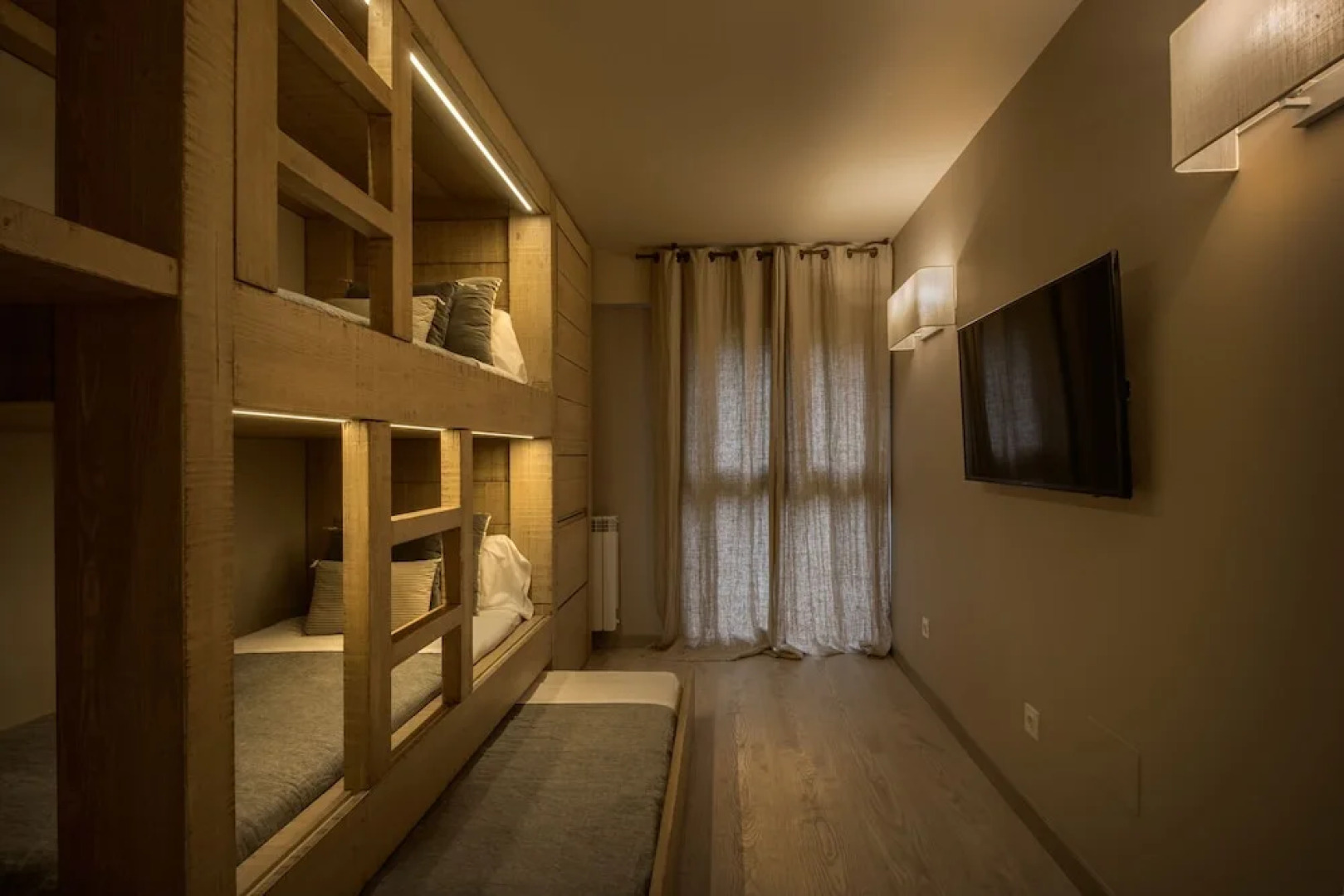 MONTELIA Ático el Ciervo de Panticosa