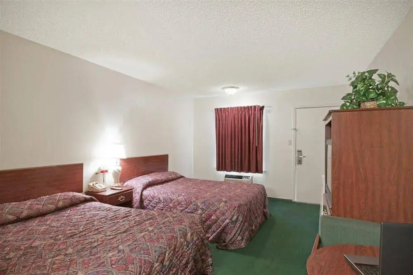 Americas Best Value Inn Savanna