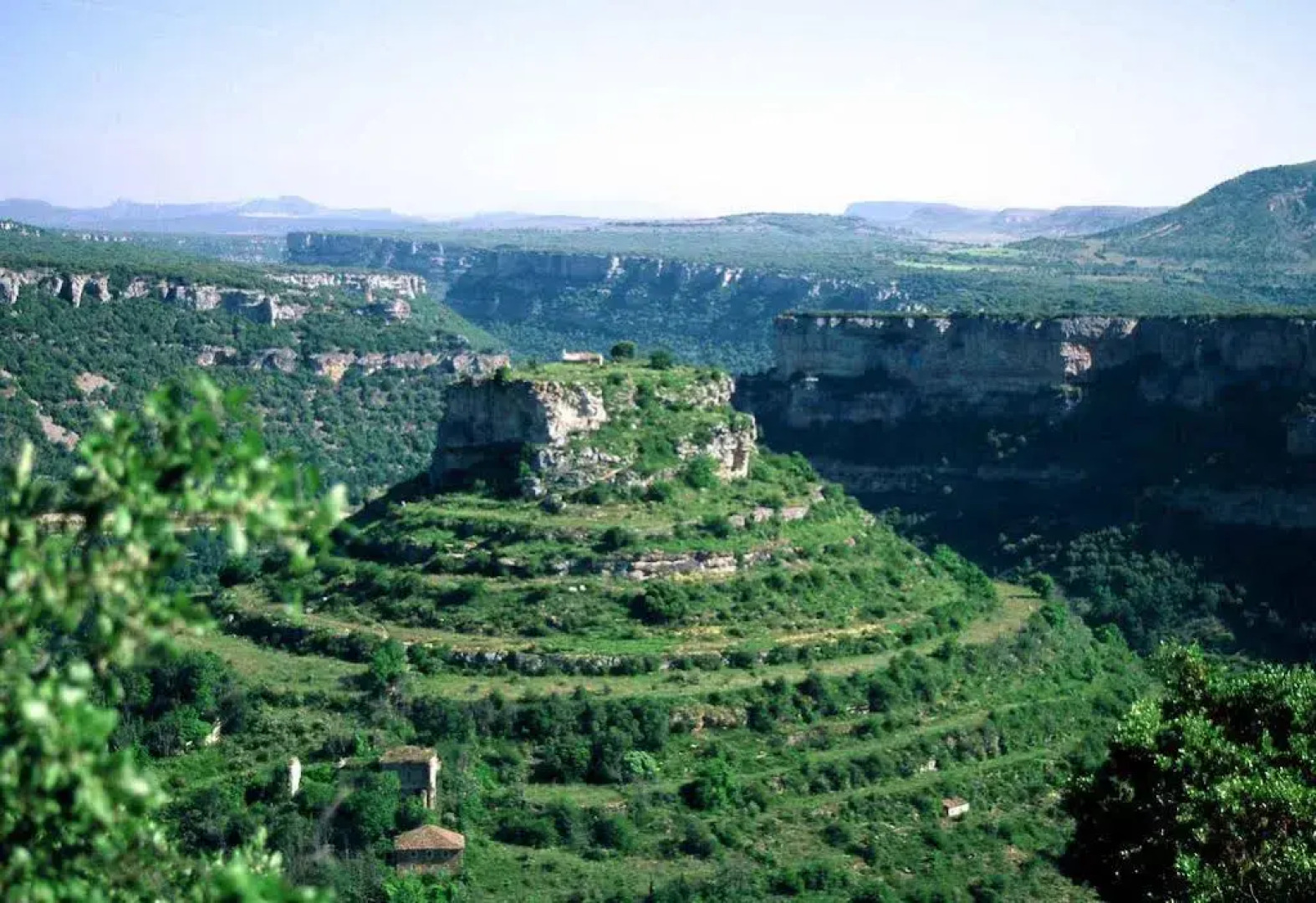 El Abrigaño del Cañon I y II