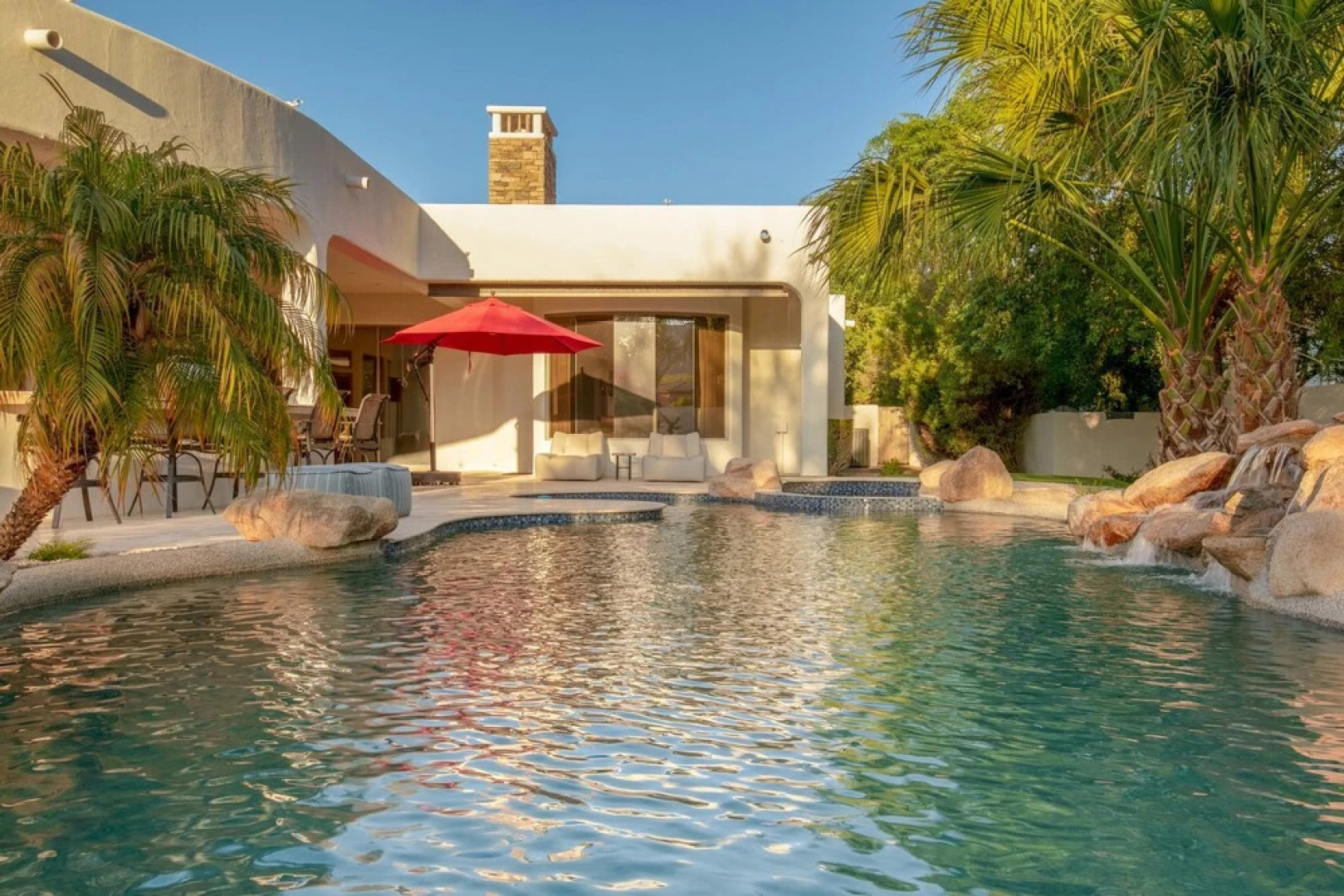 7832 North El Arroyo Road House 5 Bedrooms 5.5 Bathrooms Home