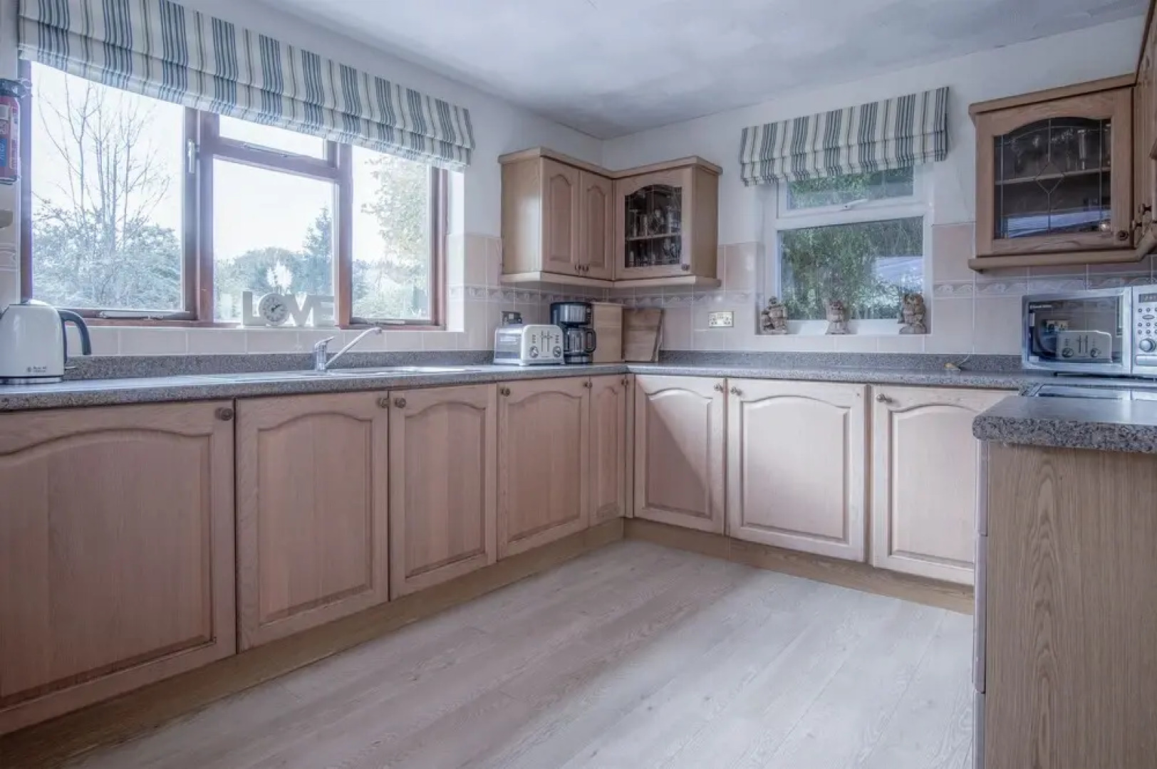 Angel Cottage - 3 Bedroom - Stepaside