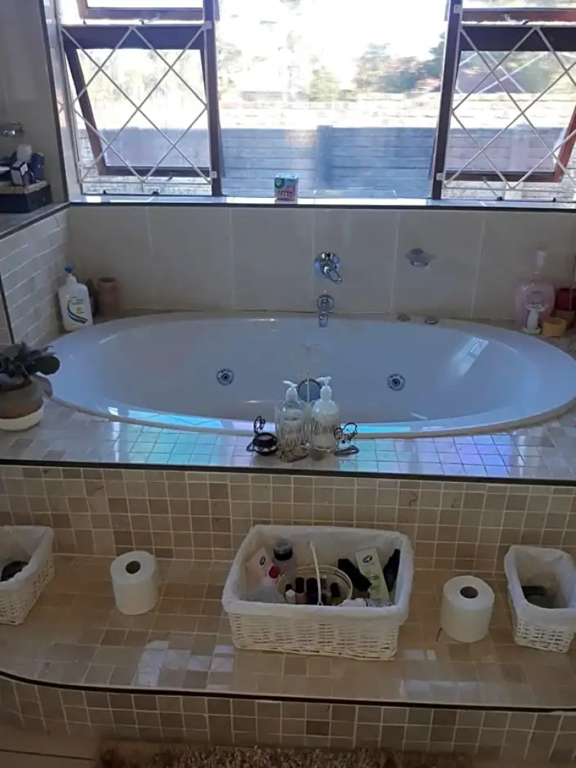 Clearview Crescent Lodge