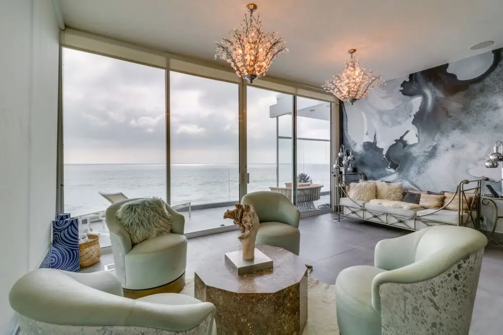 Oceanfront Apartment in Malibu w/ Beach Access!