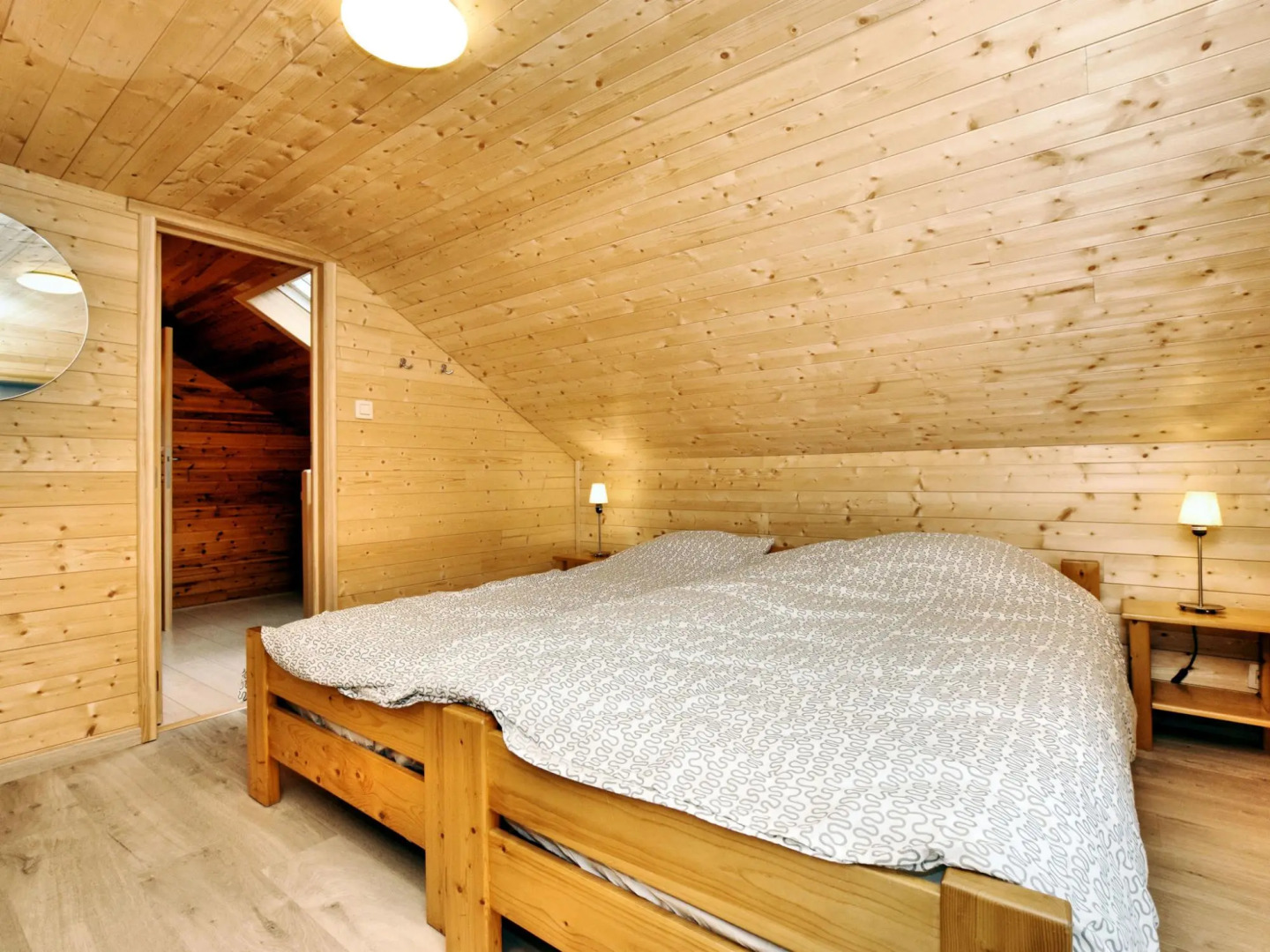 Luxurious chalet in Septon with sauna