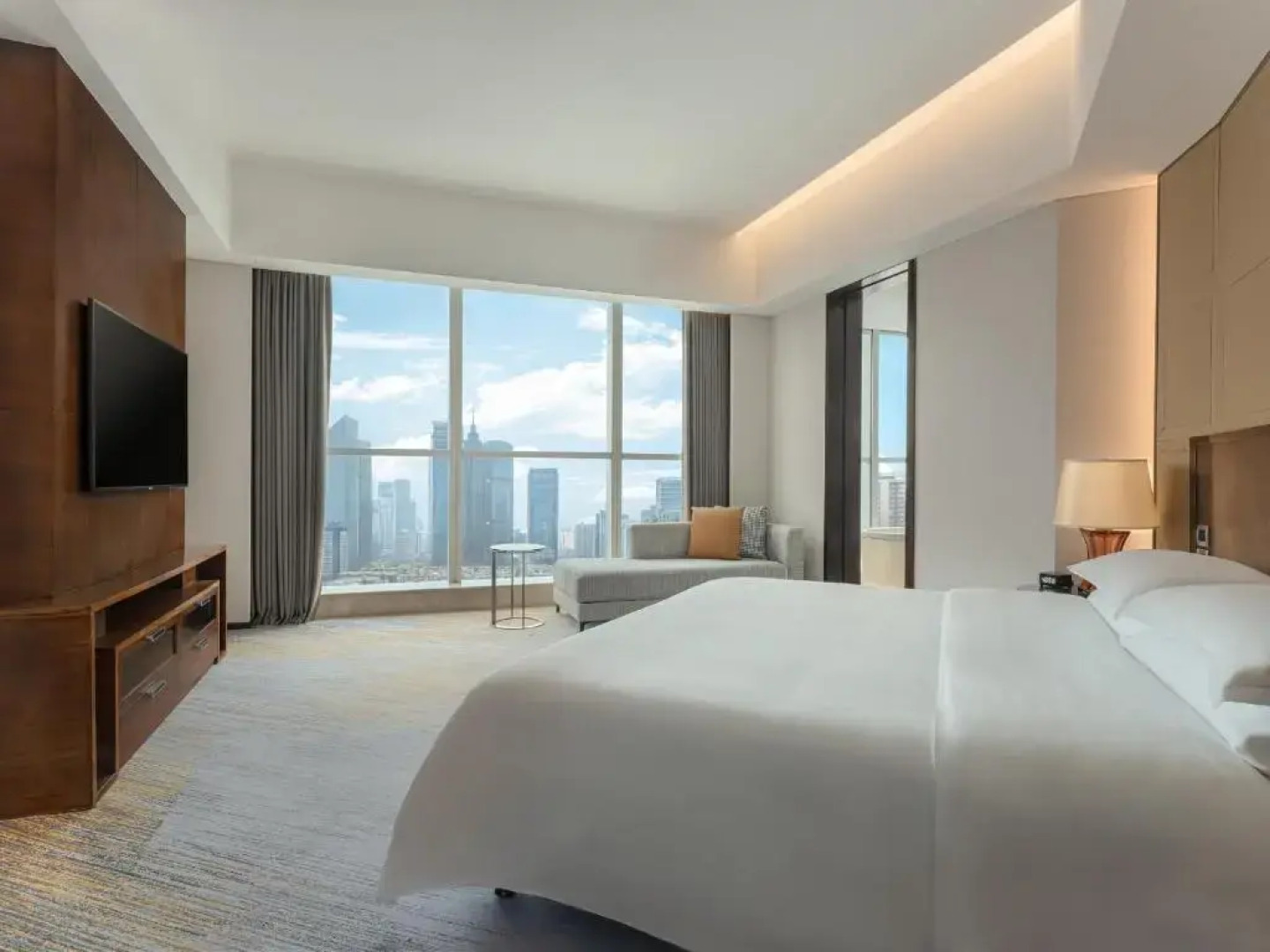 Отель Sheraton Guangzhou