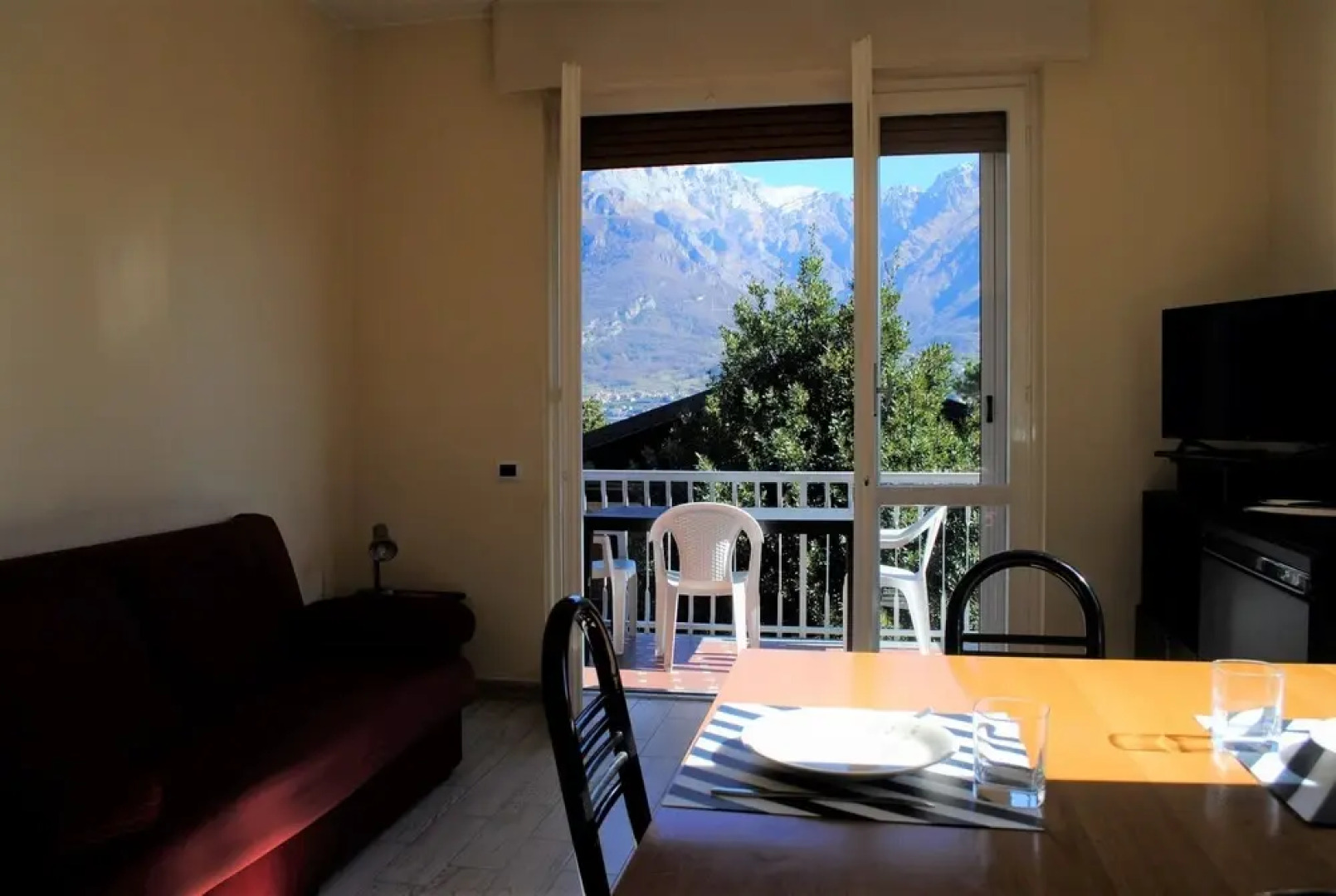 Olive To Lario Apartments