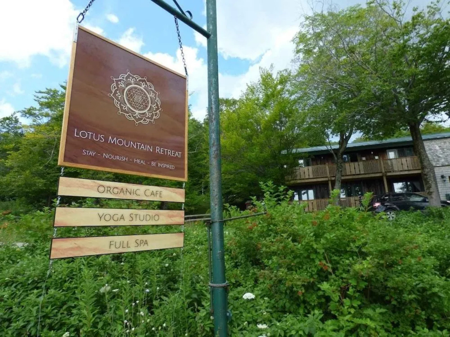 Lotus Mountain Retreat