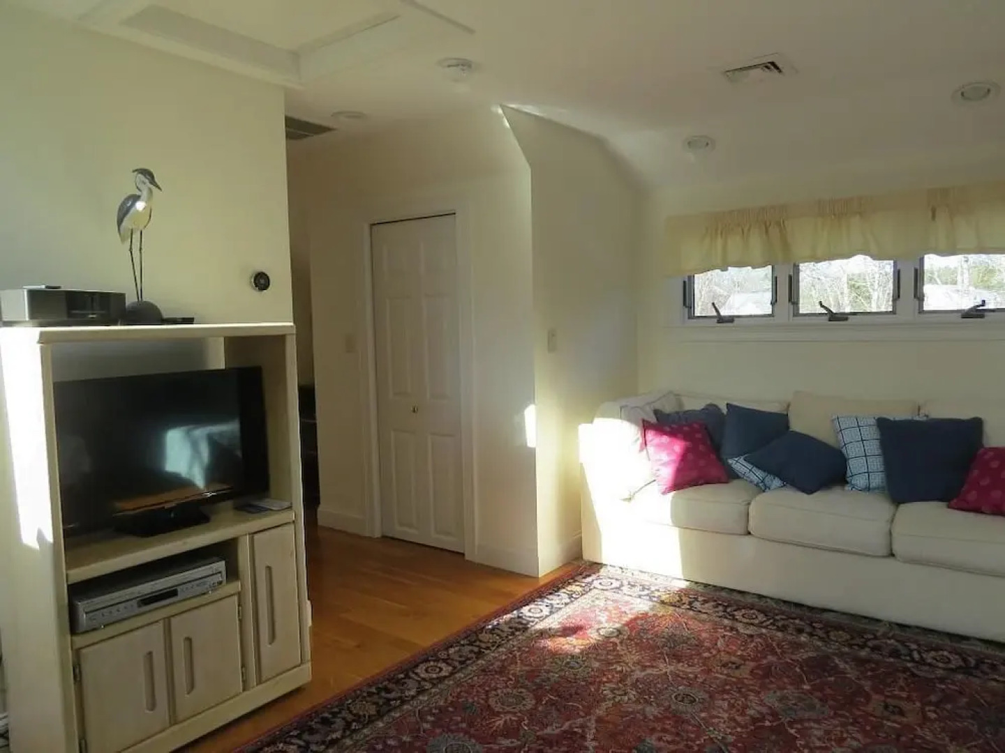 26 Whiteleys Way - Four Bedroom House