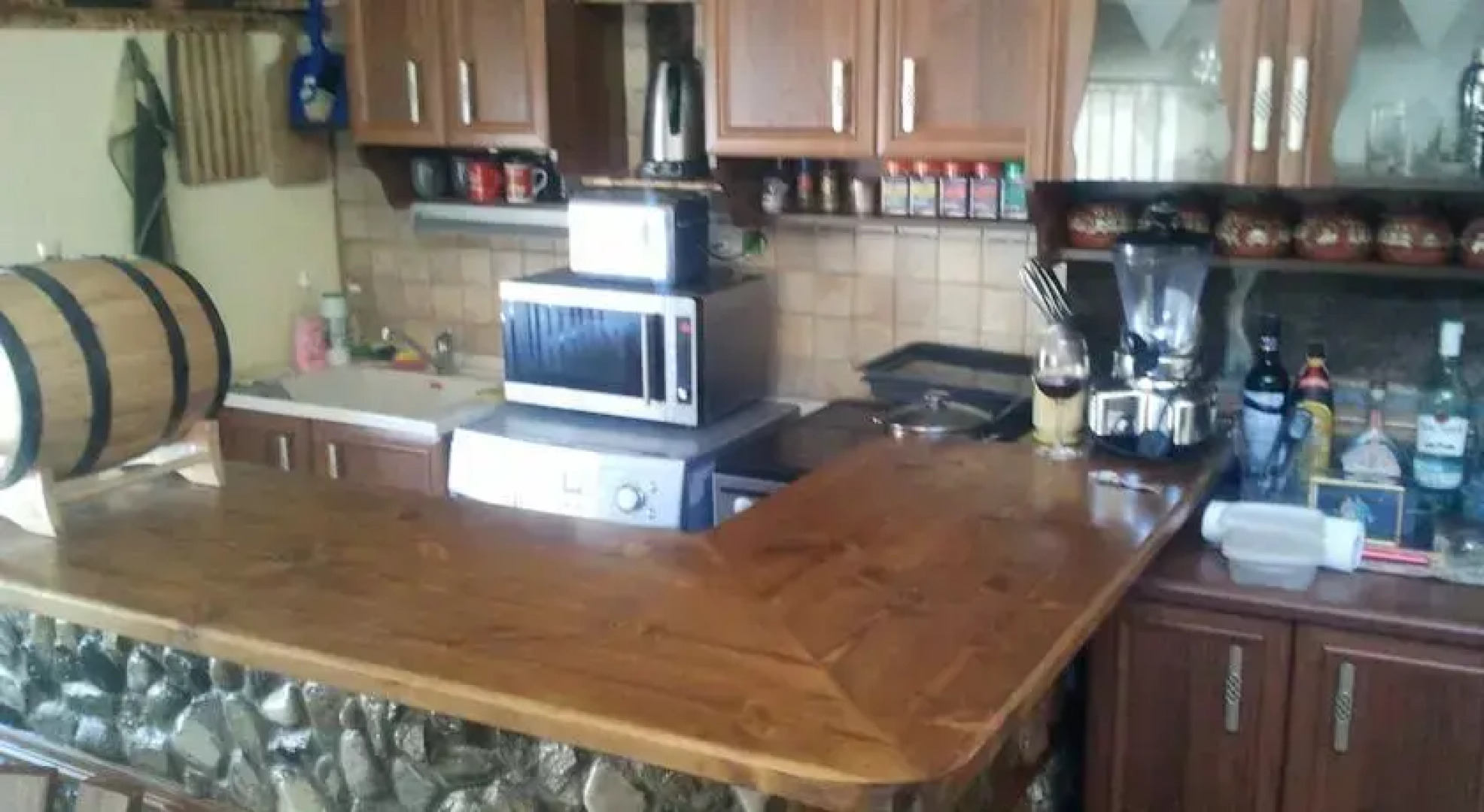 The White House With The White Fountain