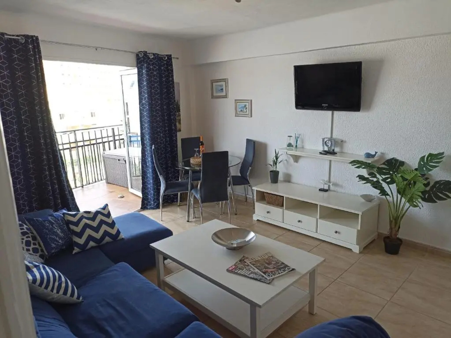 200 meters to Arenal Beach. 3 Bedroom Javea
