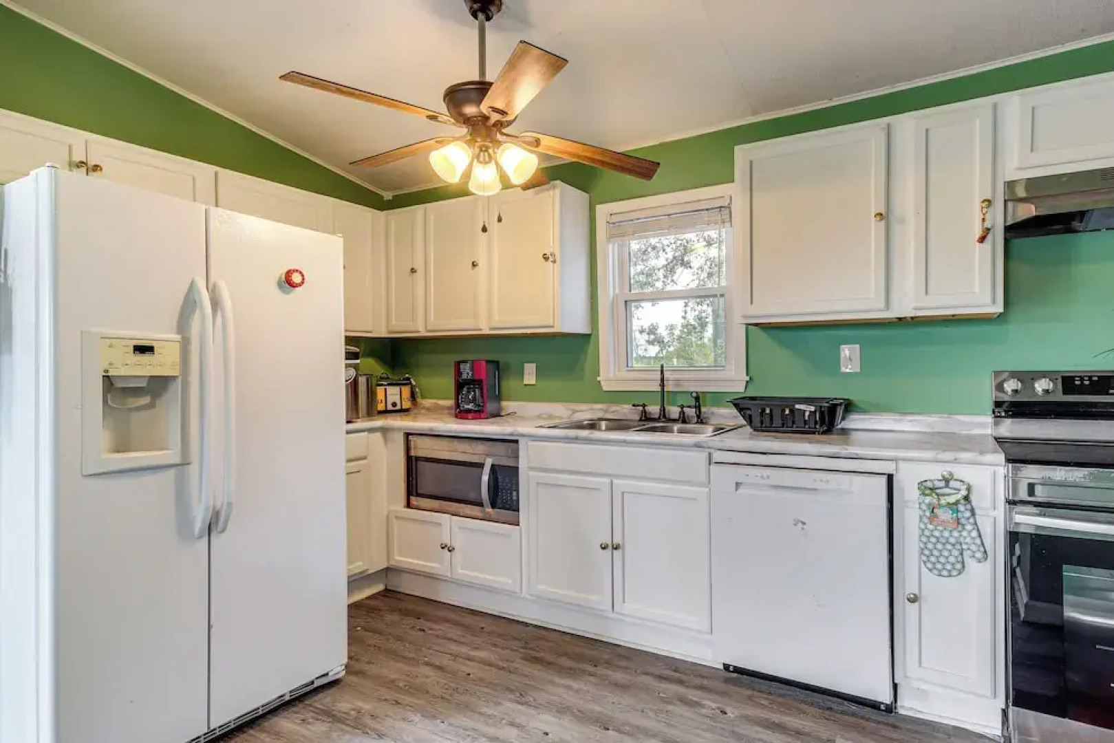 Fishing On-site: Waterfront Home in Bay St Louis