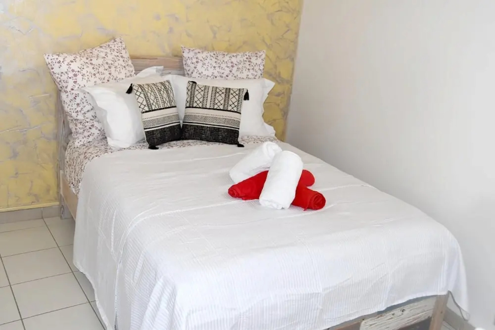 Studio in Baie Mahault, With Wonderful City View and Wifi