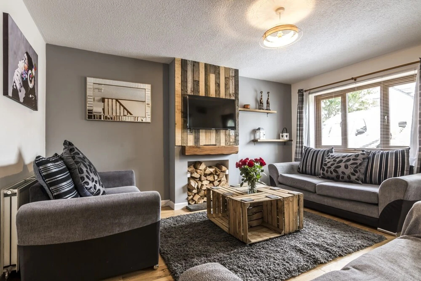 Field View - 3 Bedroom Holiday Home