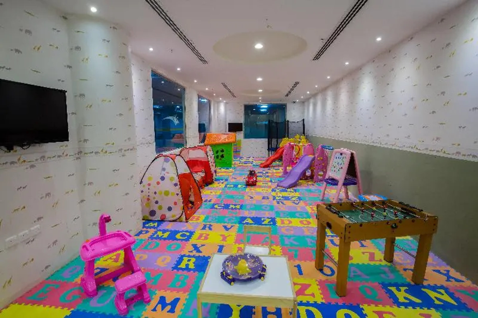 Rest Night Hotel Suites Al Hamra