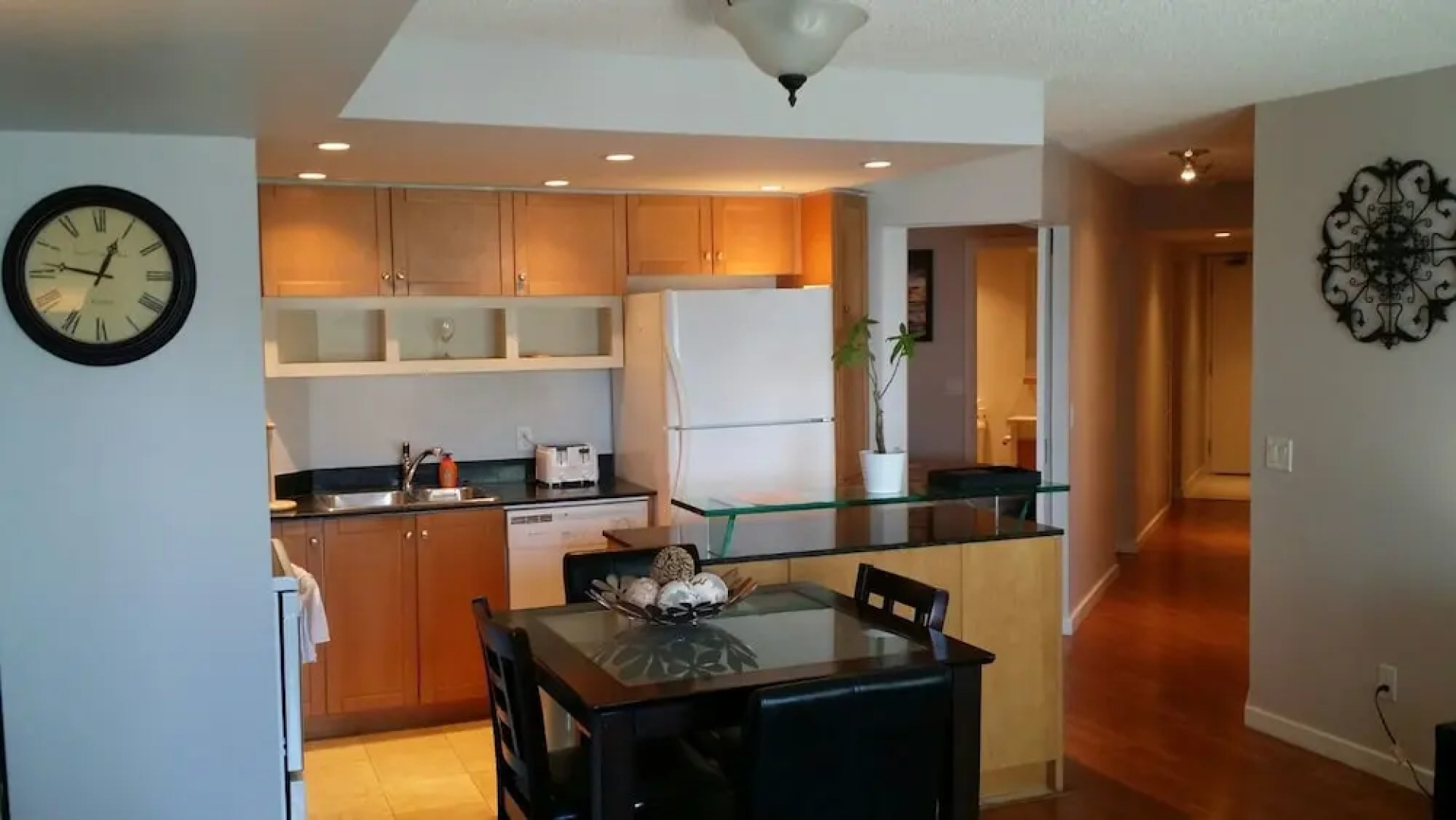 Pelican on the Harbour