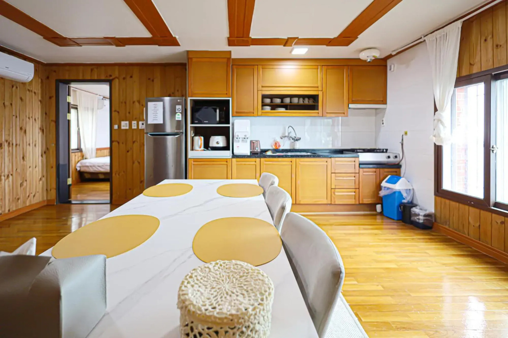 Fantastic Ocean View Sydney Hotel