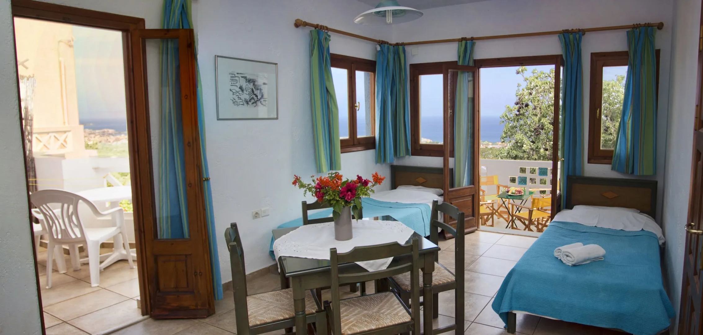 Romantica Hotel Apartments