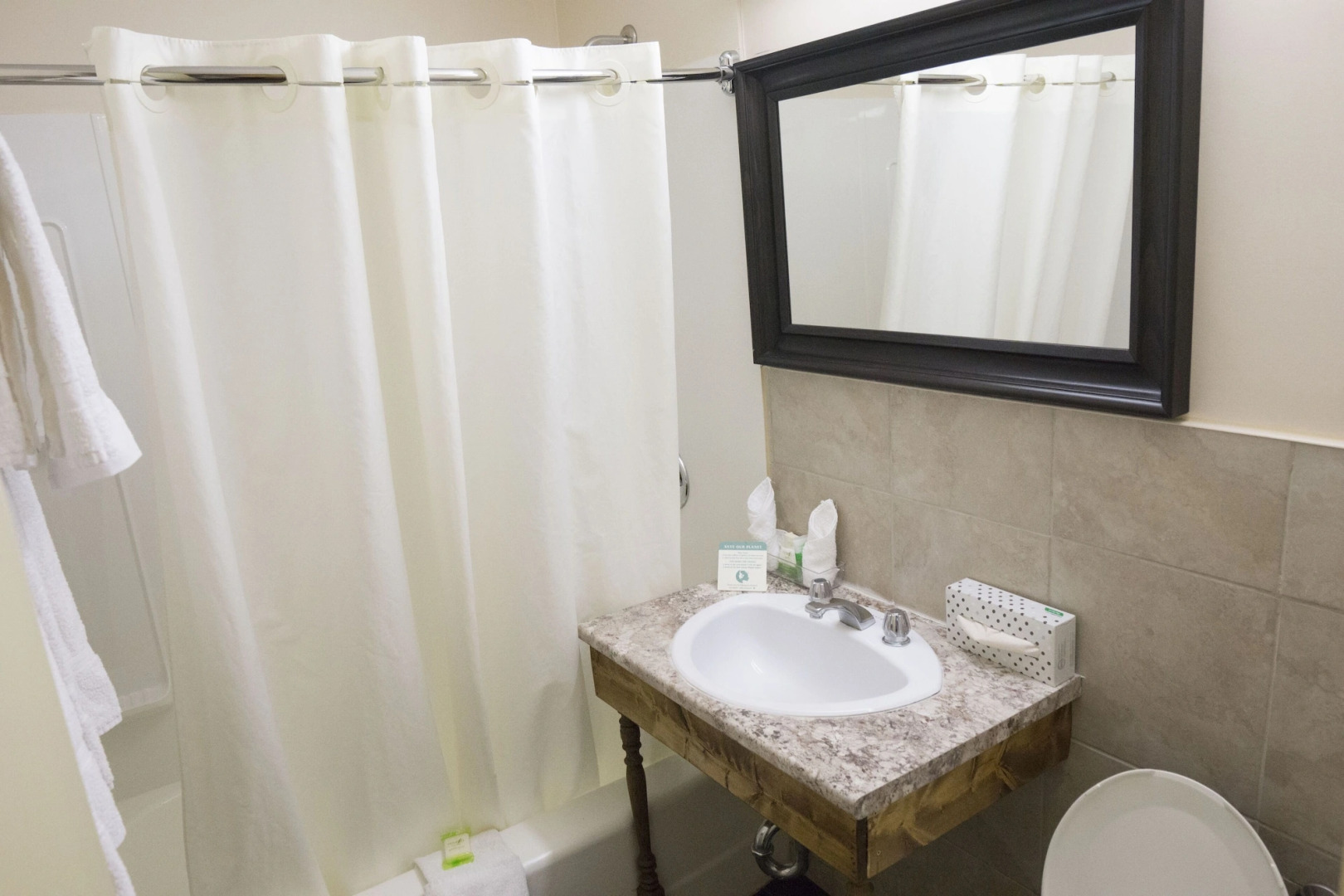 The Marlborough Hotel