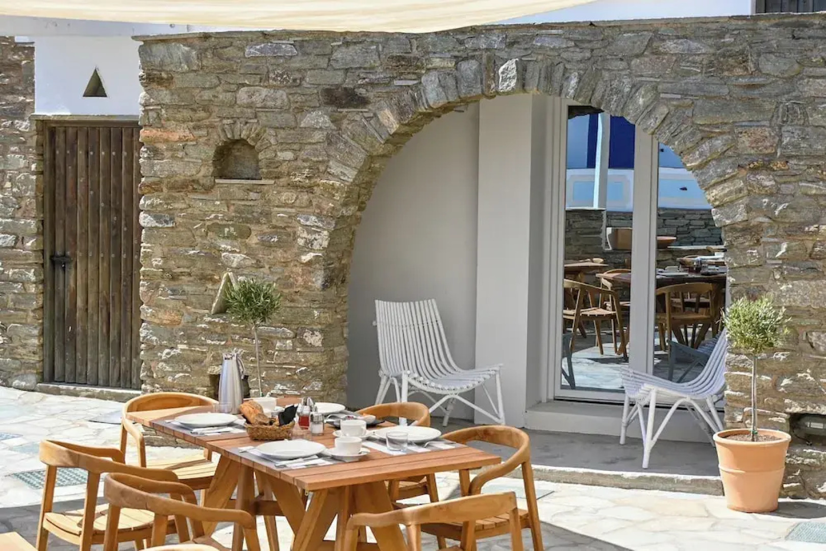 ALASI NEW Hotel - Private Jacuzzi Suites