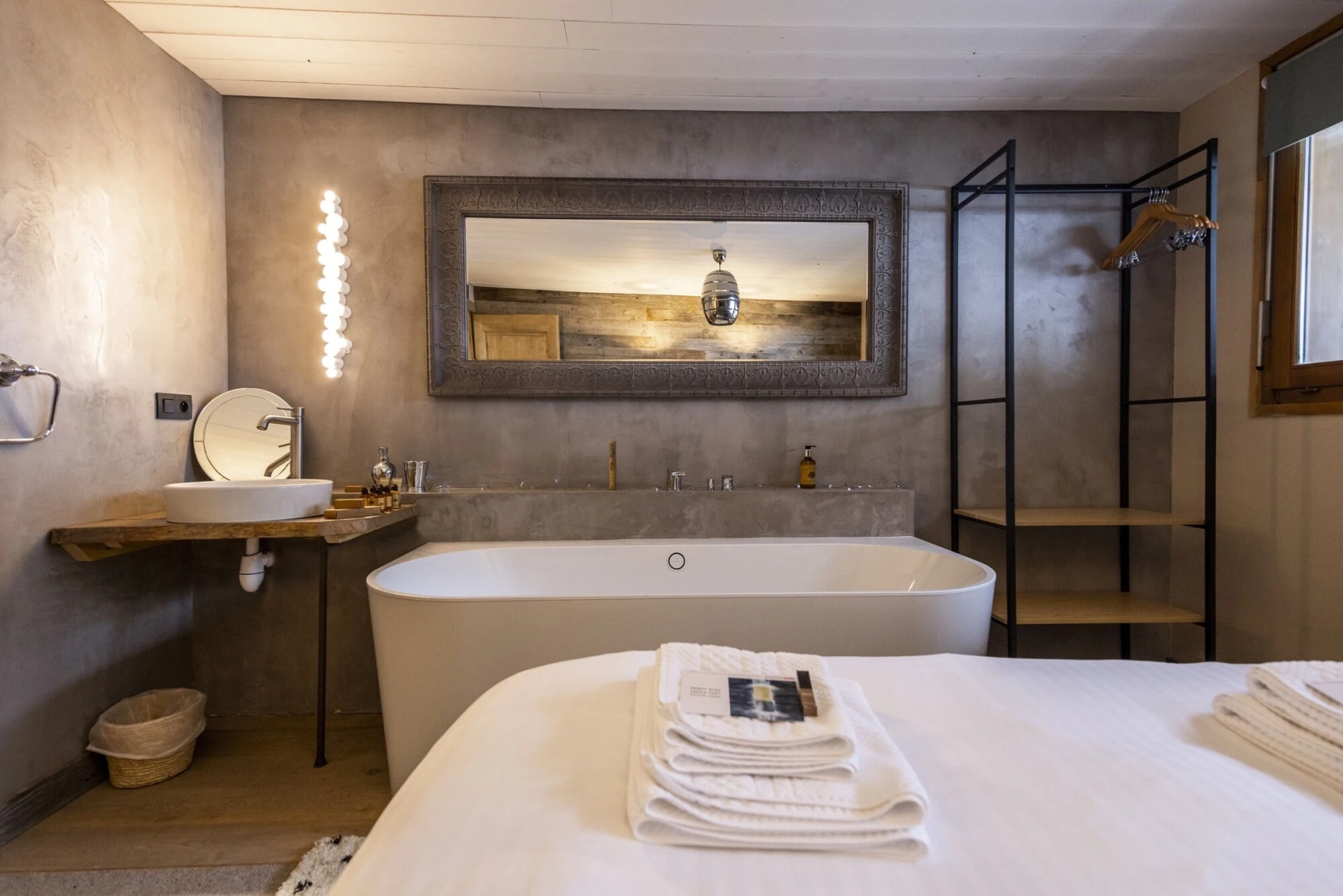 Chilly Powder - Hôtel au Coin du Feu