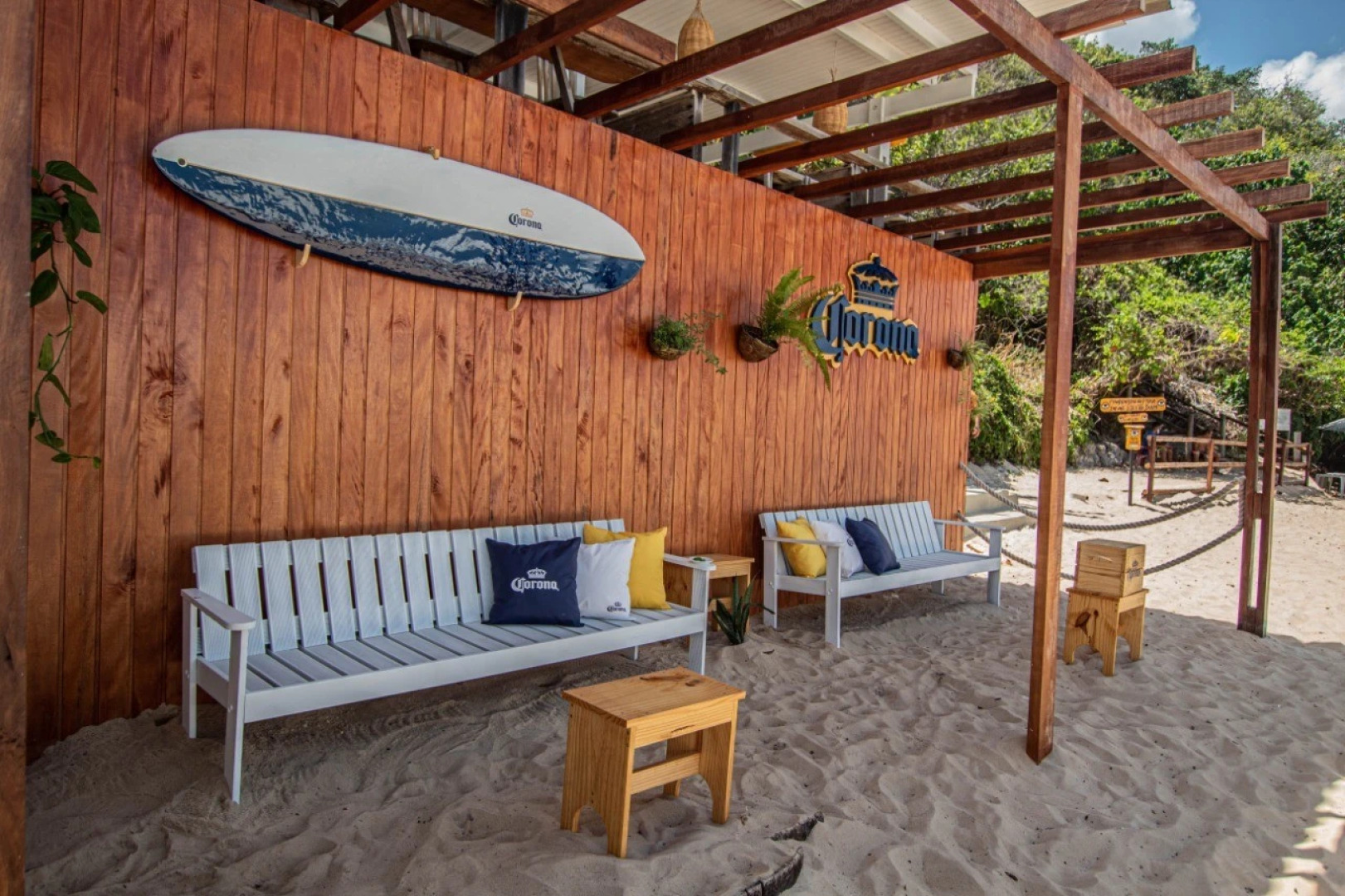 Madeiro Beach Hotel And Resort