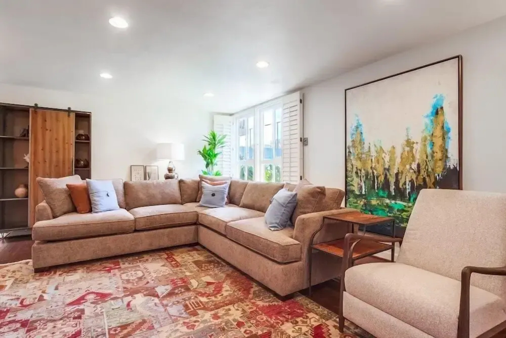 Sbtc161 3 Bedroom Condo