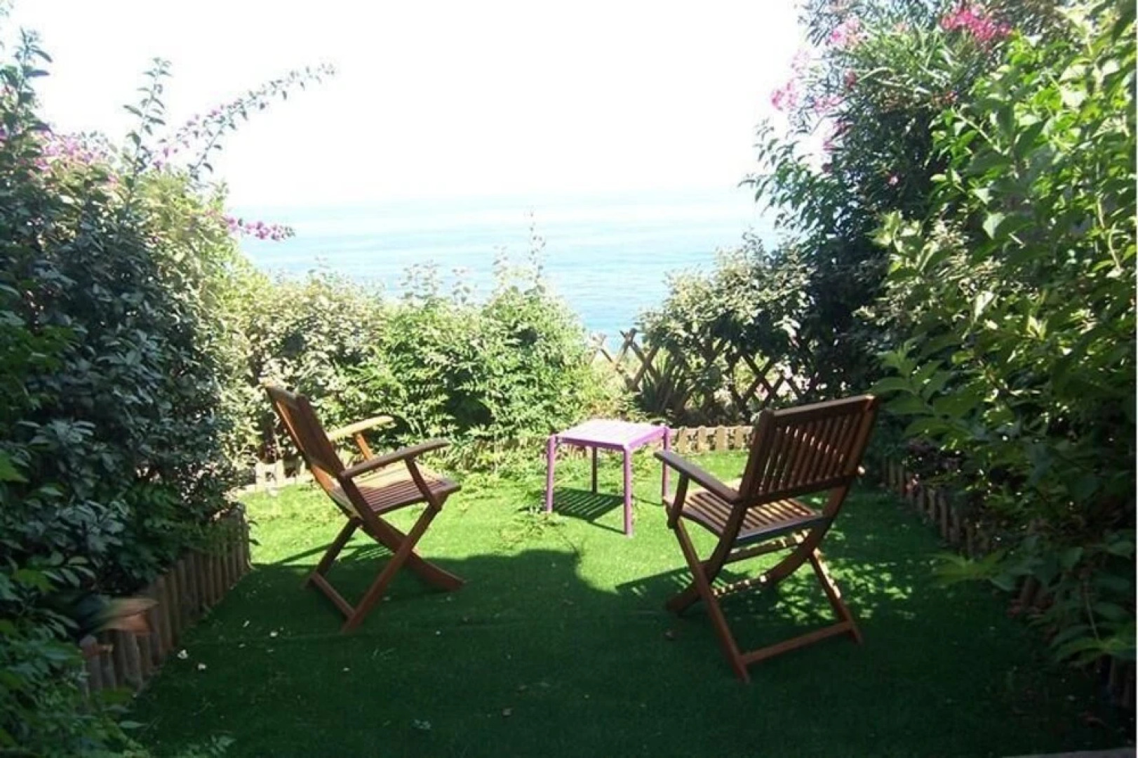 YVETTE MINI-VILLA - FACING THE SEA Apartment 2