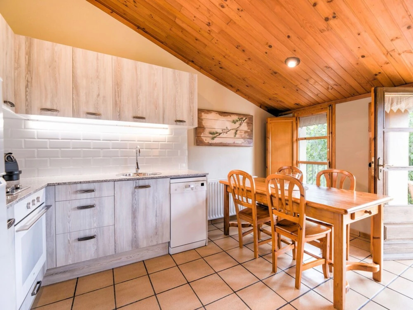 Modern Apartment in Lladurs With Swimming Pool