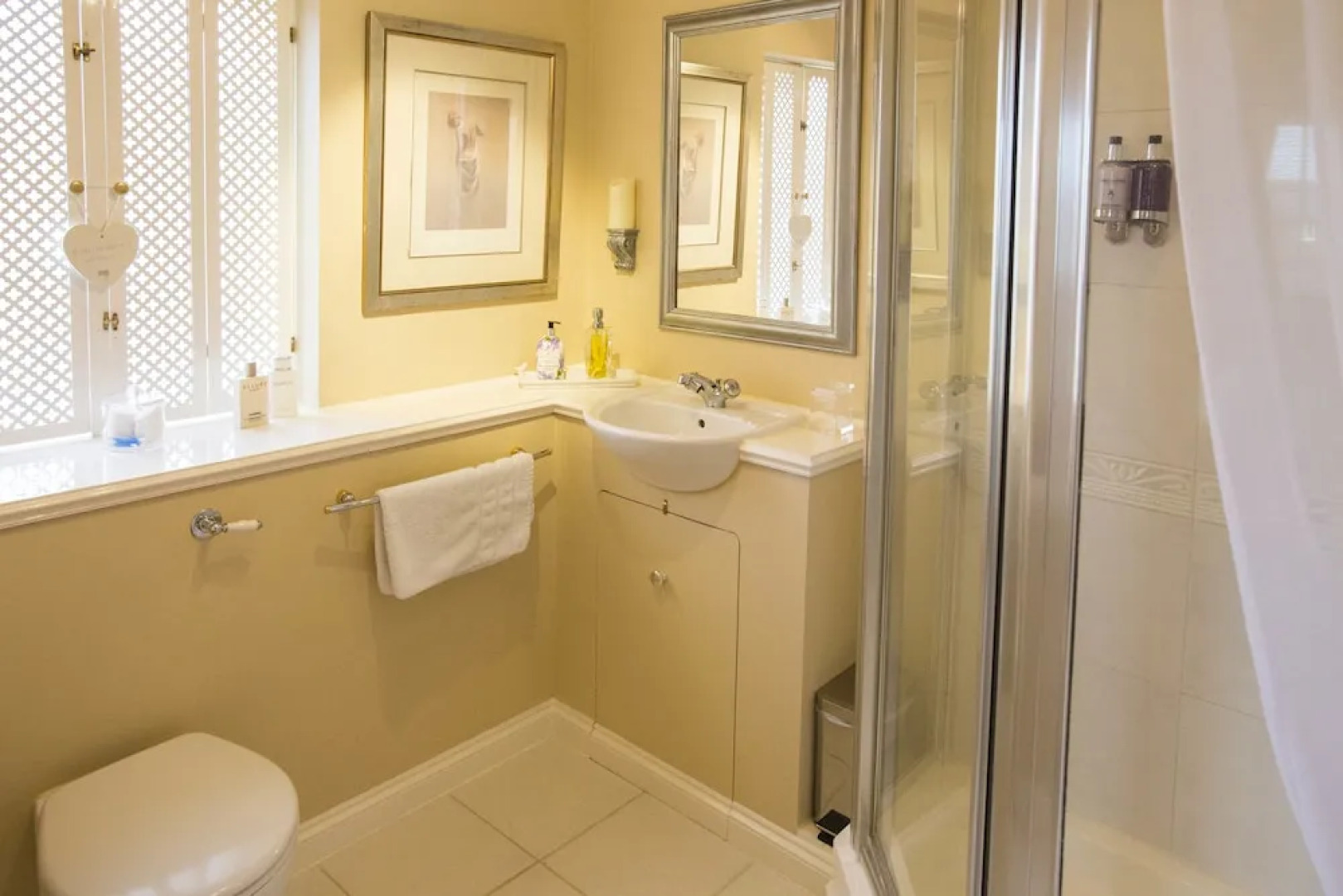 Skies Call Bed and Breakfast