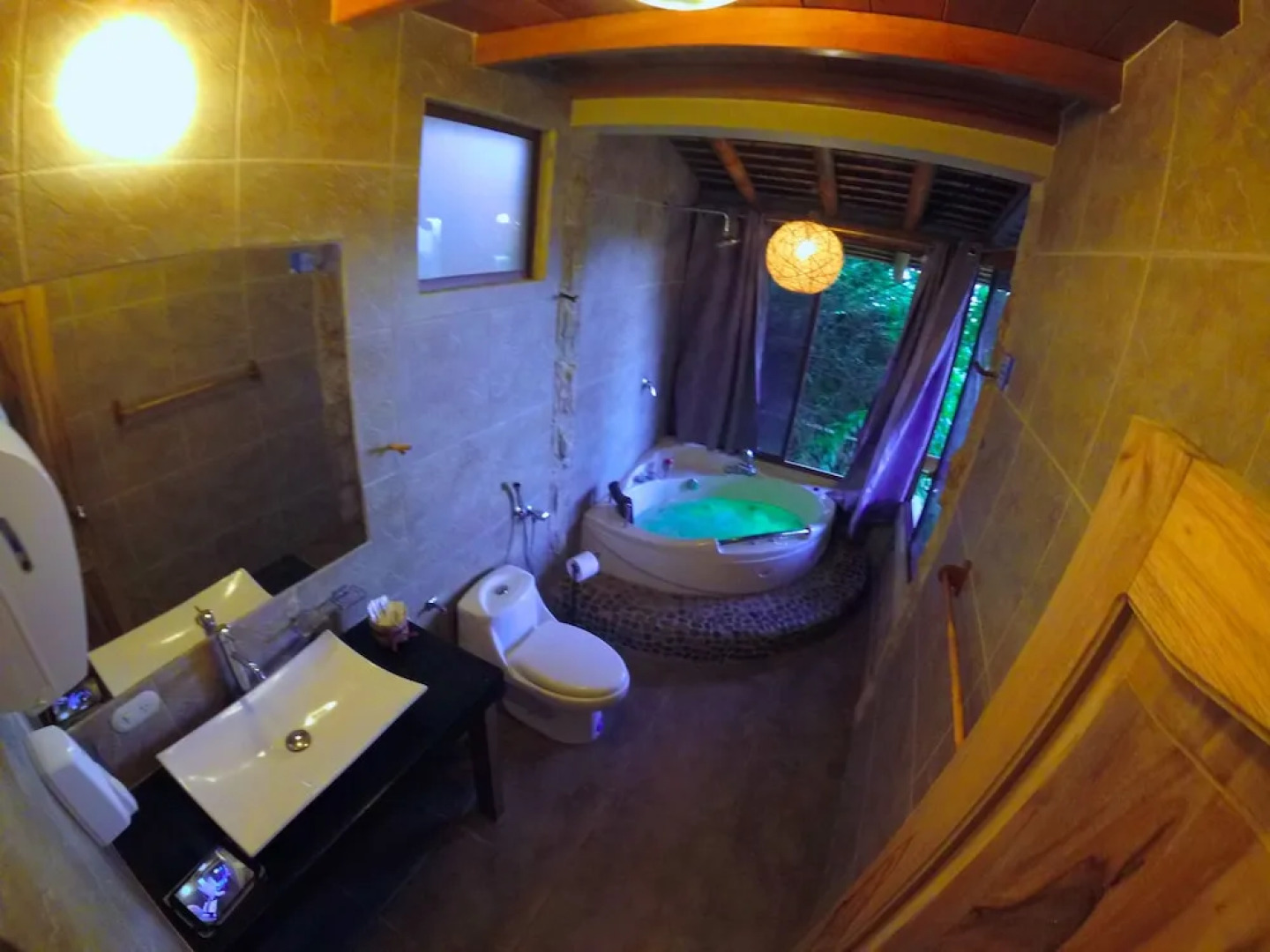 Punta Hills Montanita