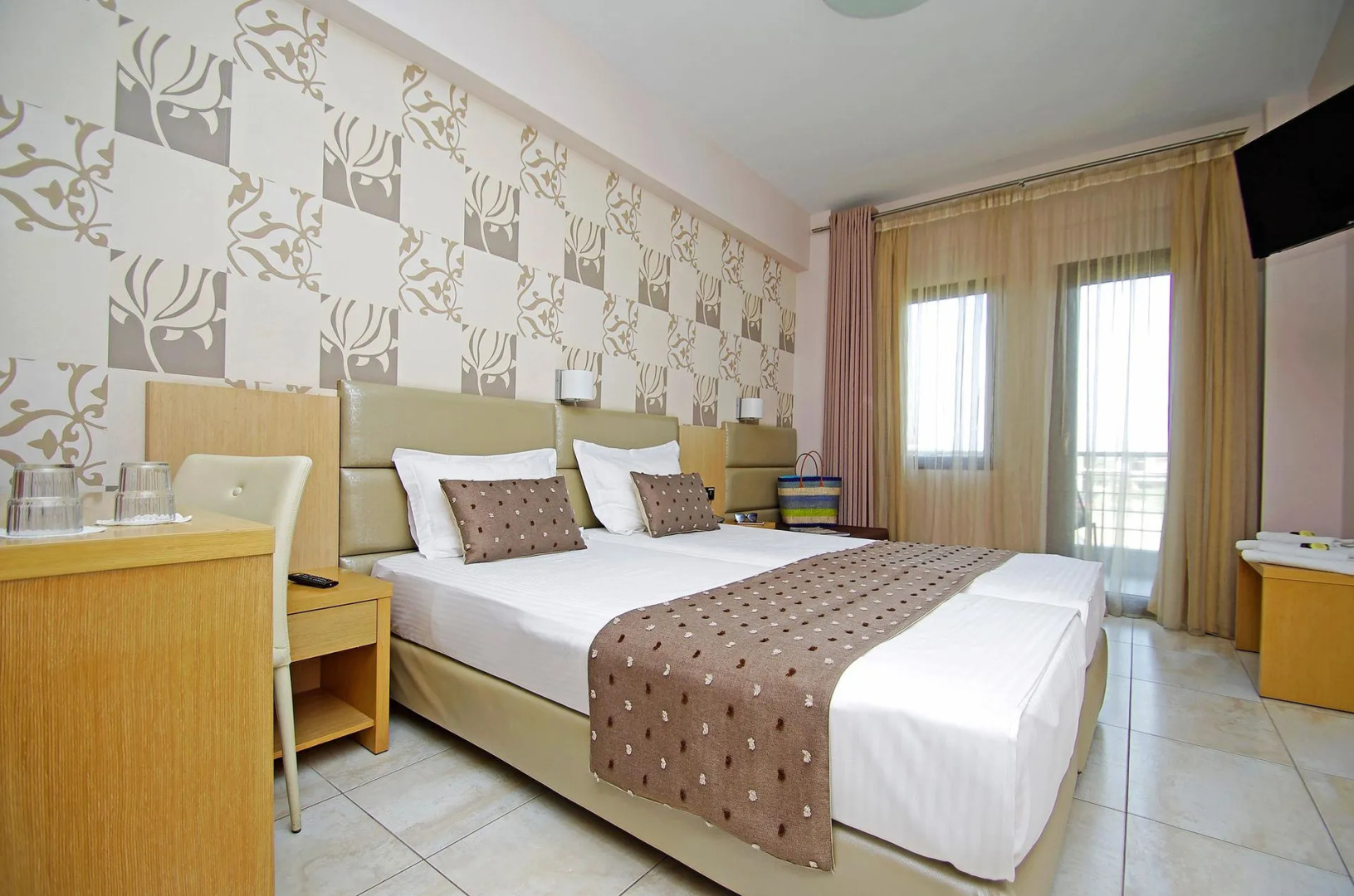 Principal New Leisure Hotel