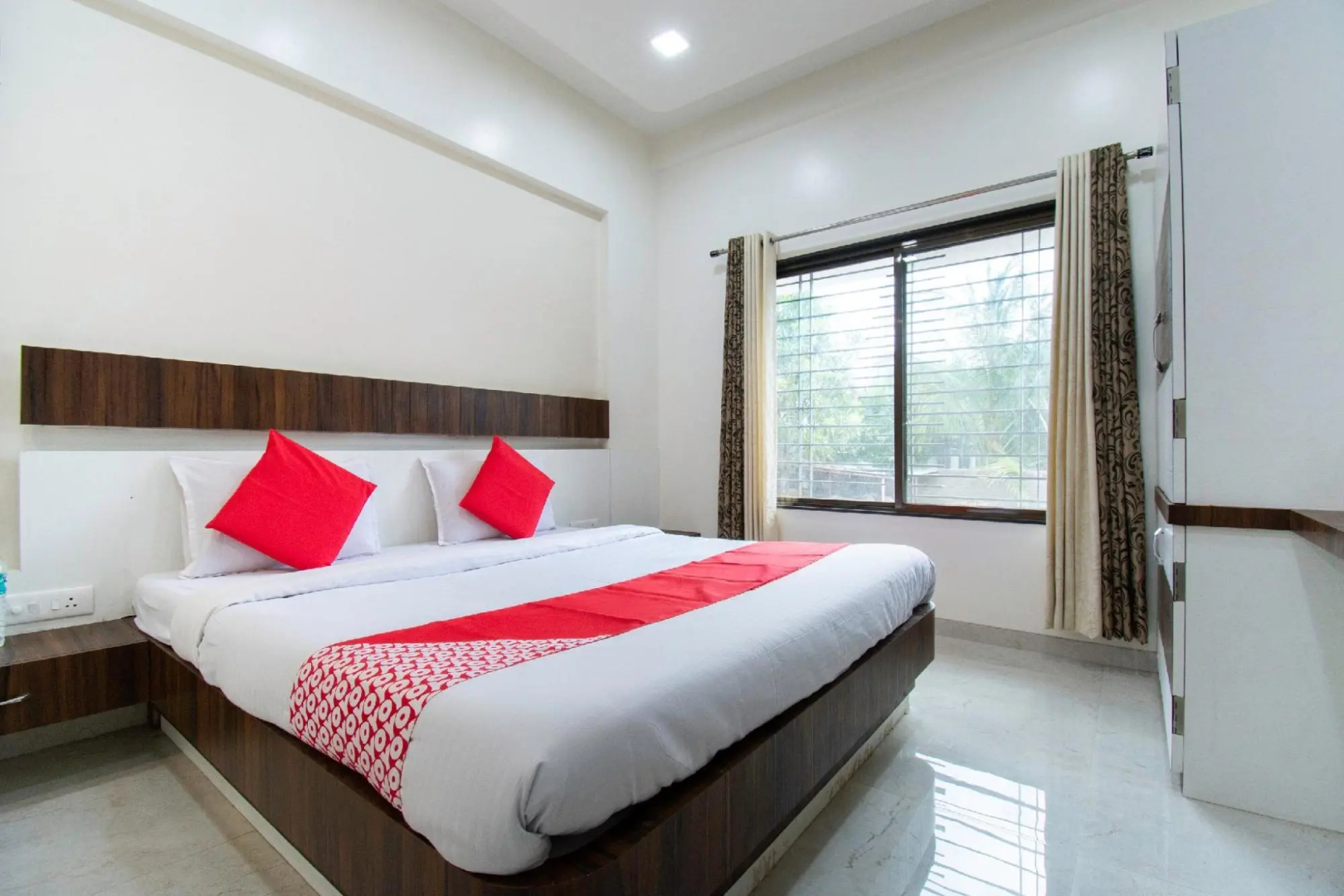 Hotel Hari Vitthala Palace by OYO Rooms