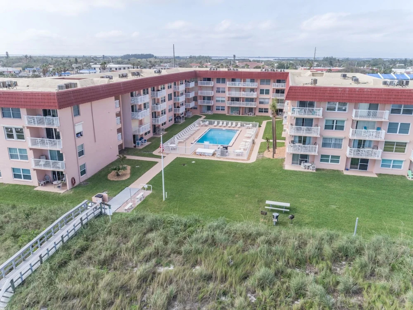 Spanish Main by Happy Palm Stays