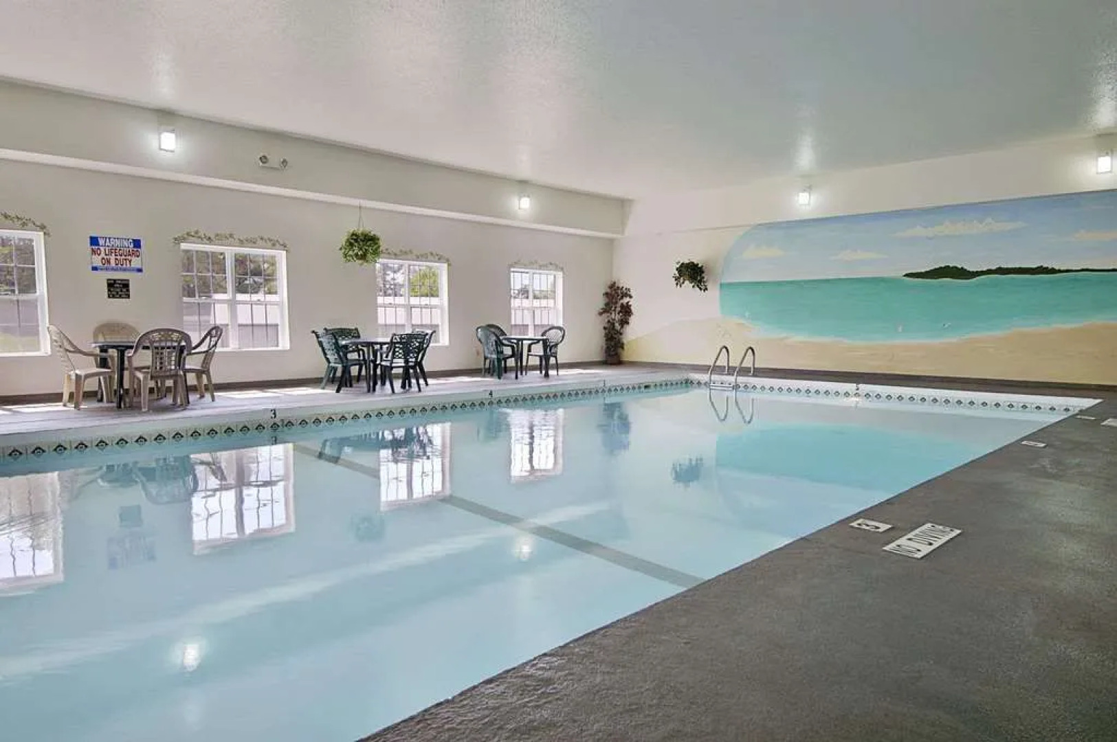 Hotel Iron Mountain Inn & Suites - Stay Express Collection