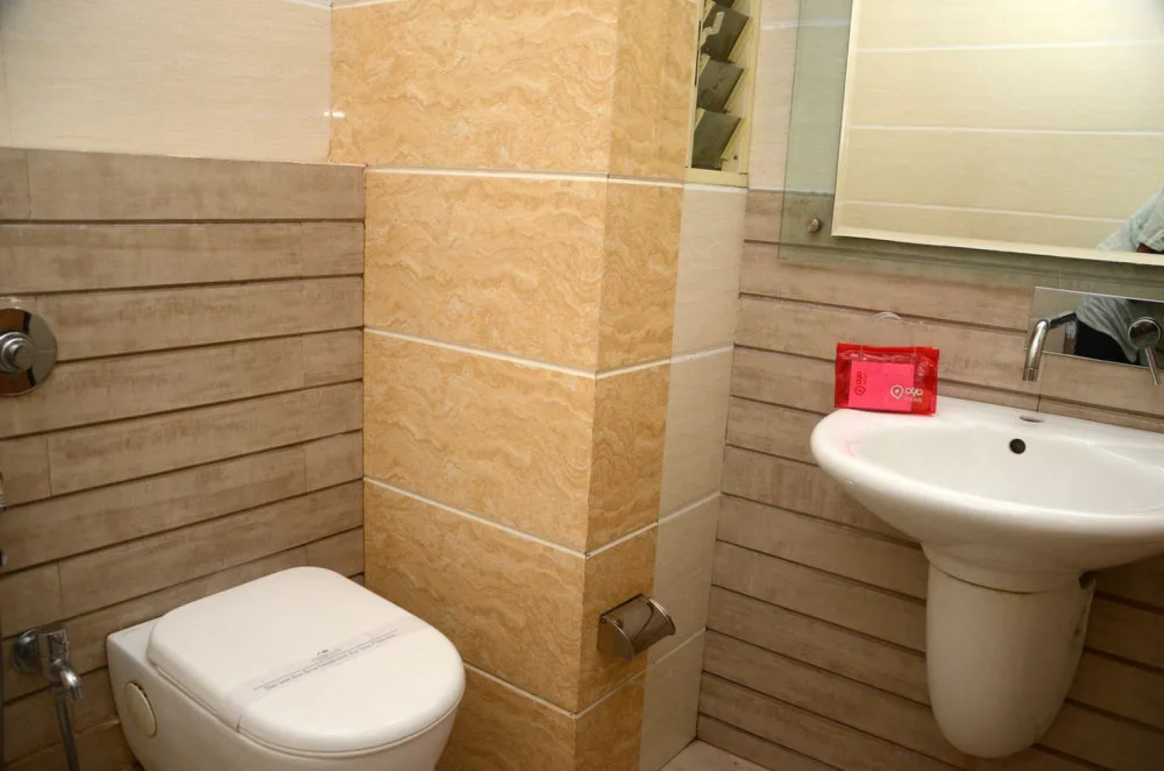 Treebo Admiral Suites New Usmanpura