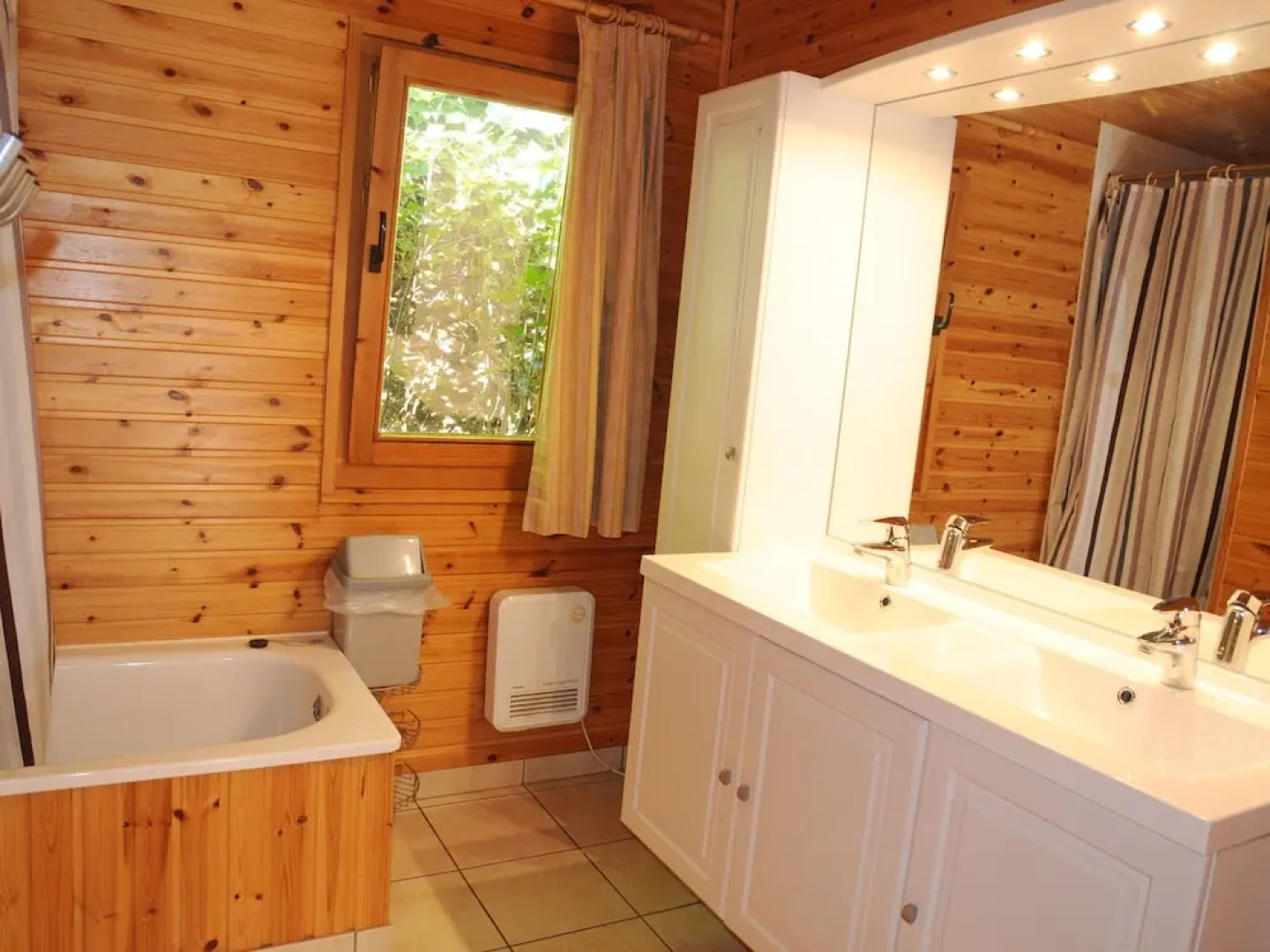 Holiday Home in La Roche With Sauna & Terrace