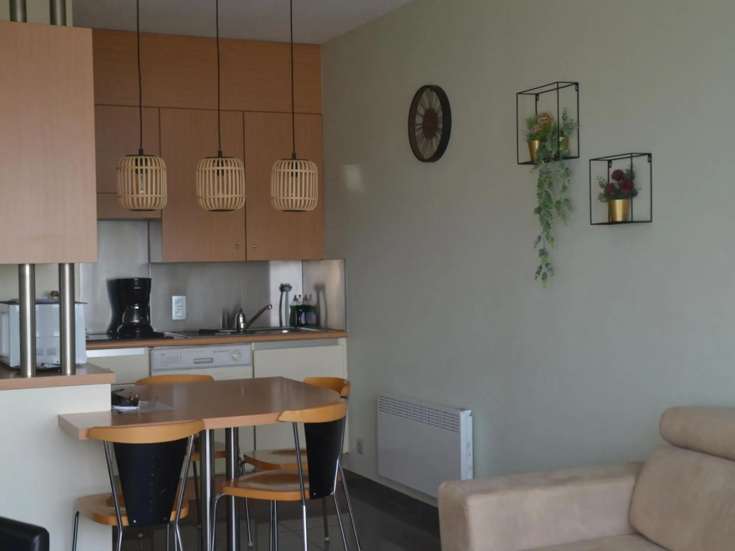 Romantic apartment in Blankenberge with sea-views