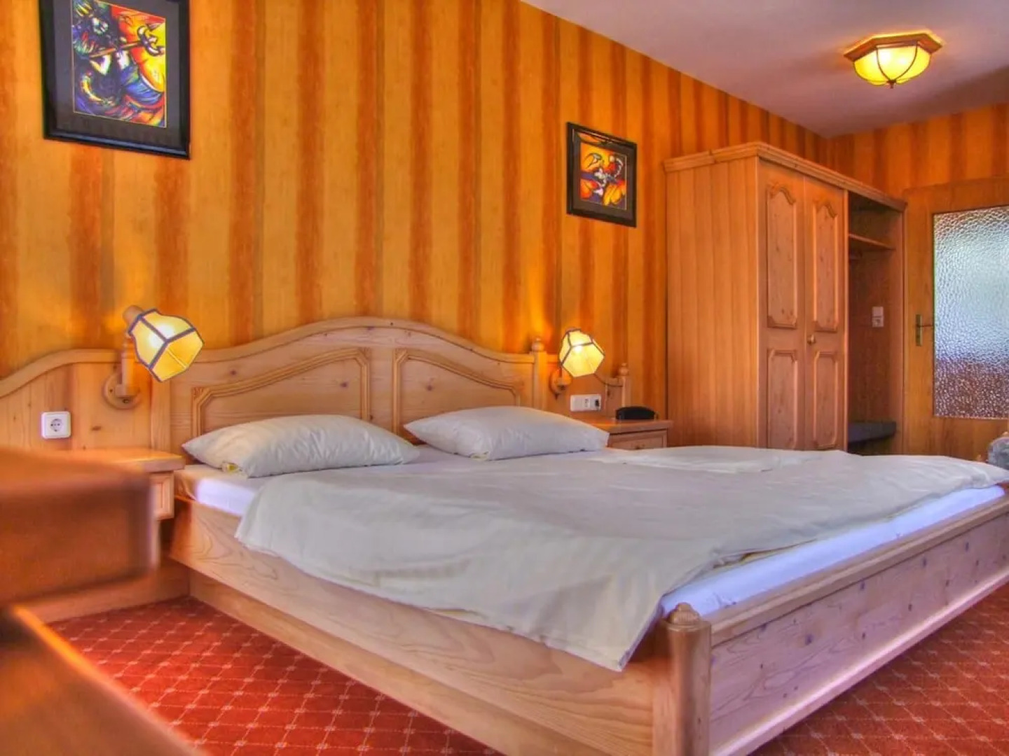 Hotel & Gasthof Zur Linde