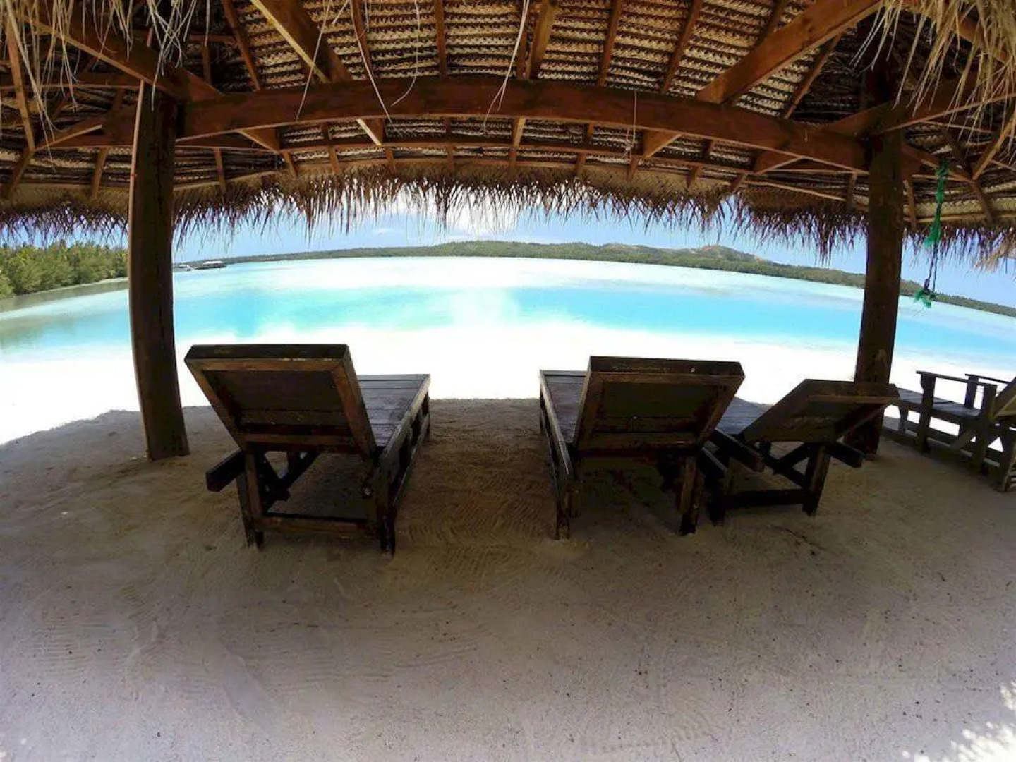 Inanobeach Bungalows