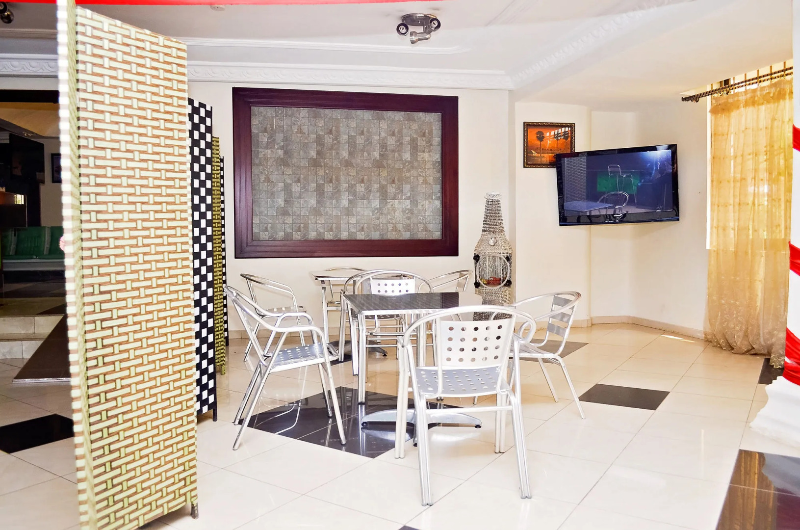 Bethel Heights Hotel