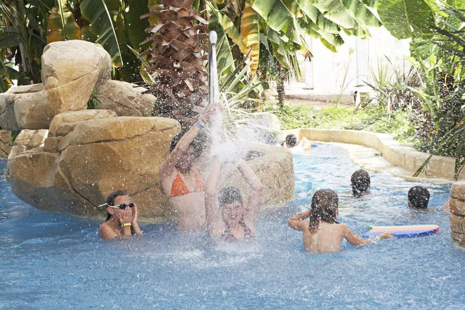 Les Ormes Domaine  Resort