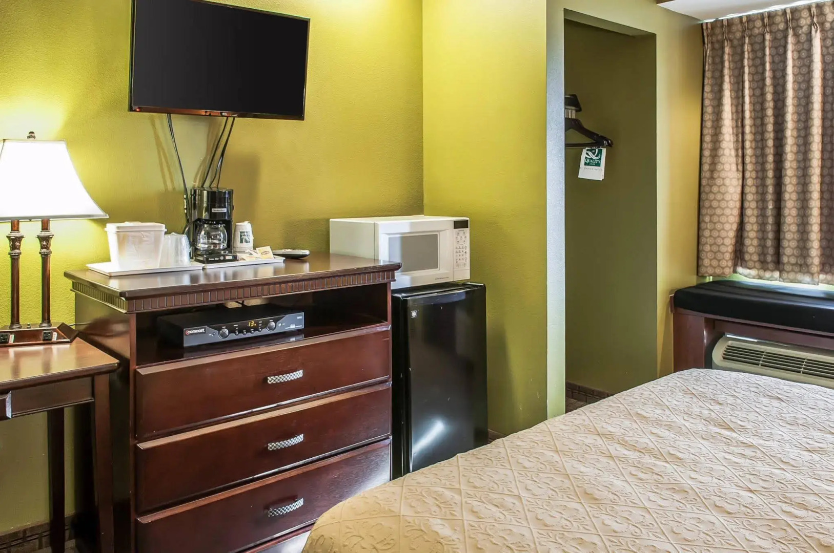 Baymont Inn by Wyndham Farmington