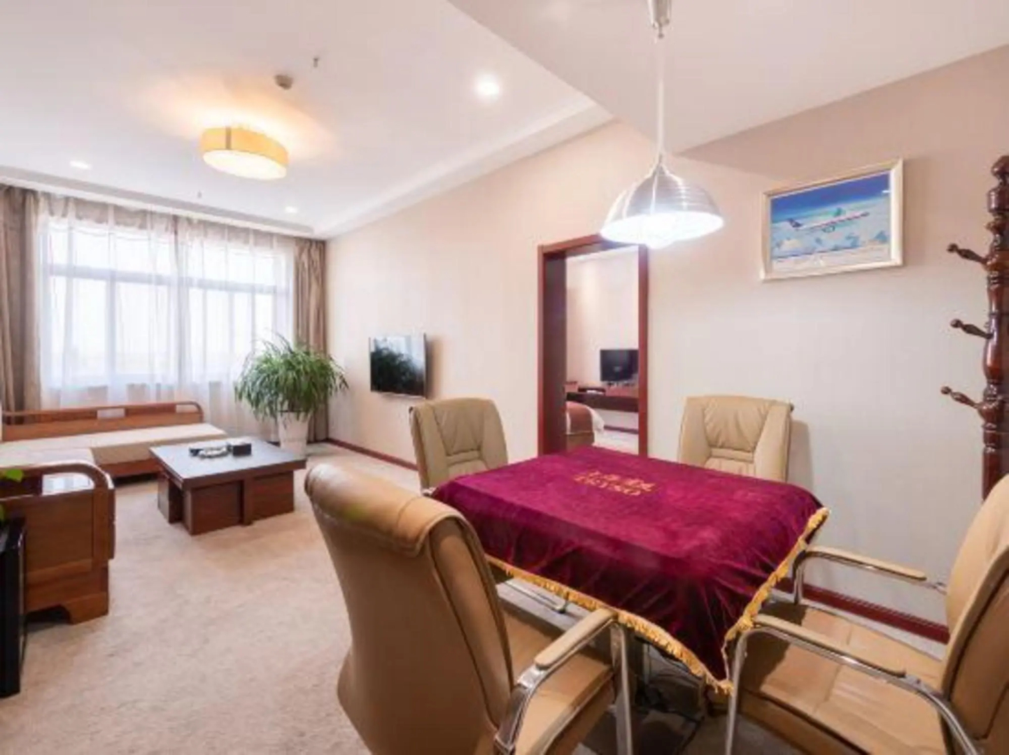 Airport Hotel