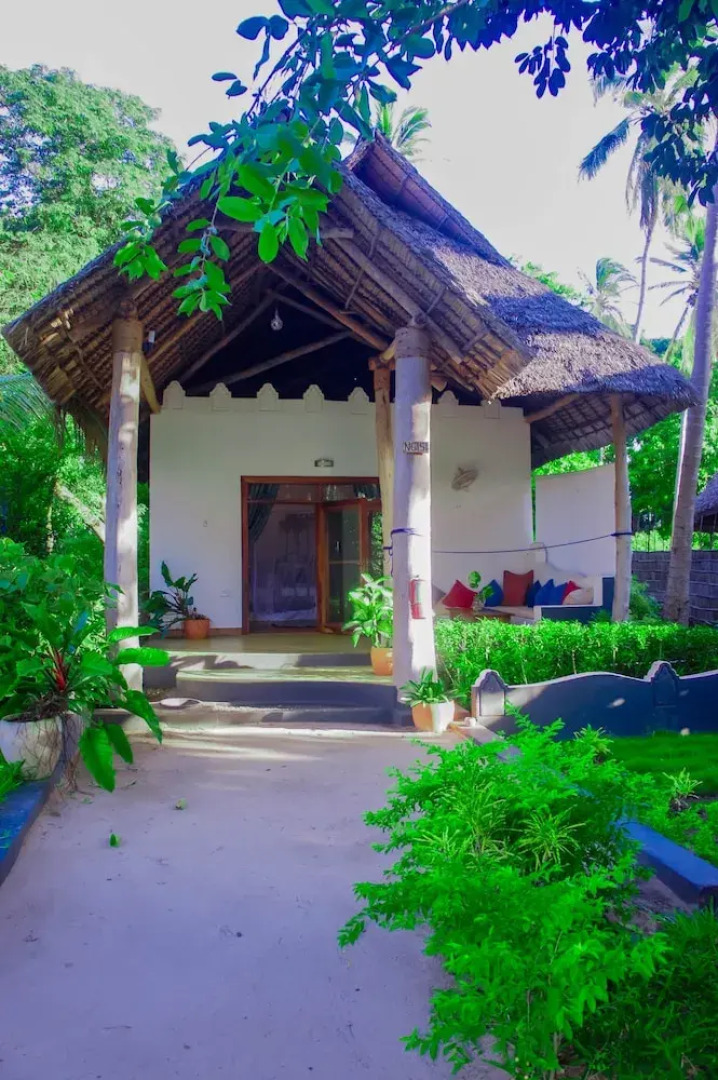 Mafia Kivulini Bungalows