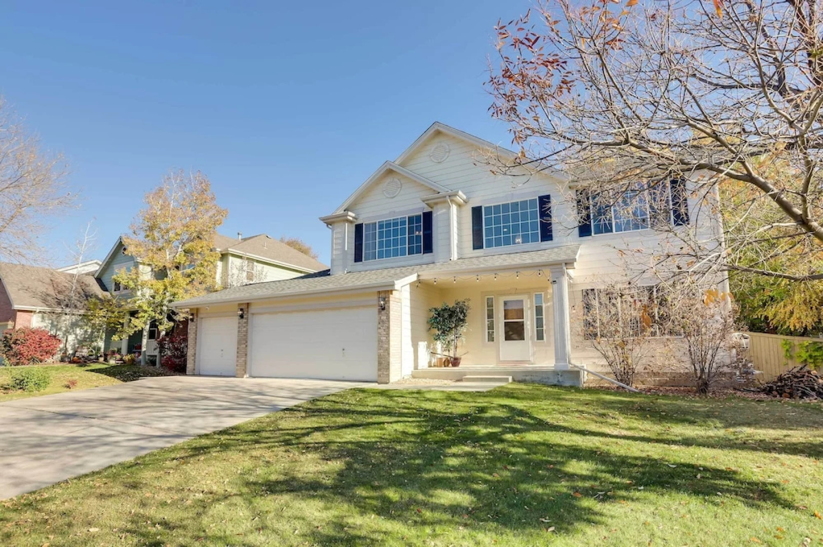 Spacious Thornton Home: 15 Mi to Downtown Denver!