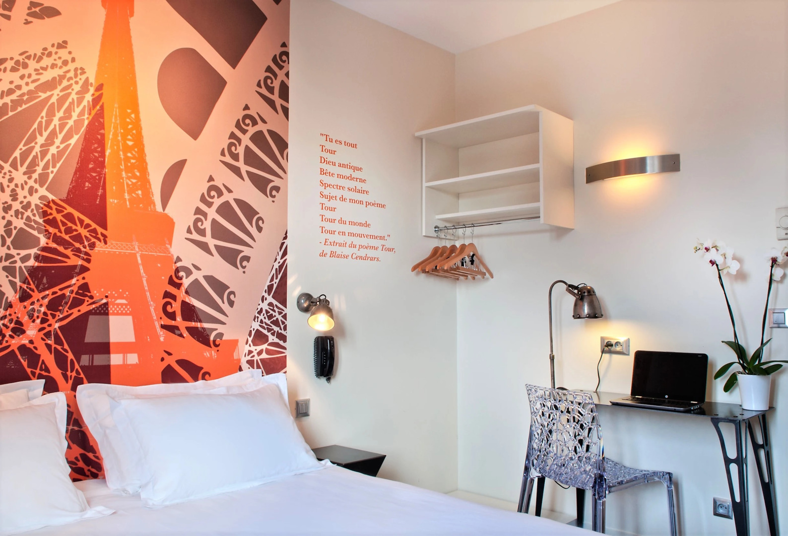 Hôtel Alpha Paris Eiffel by Patrick Hayat