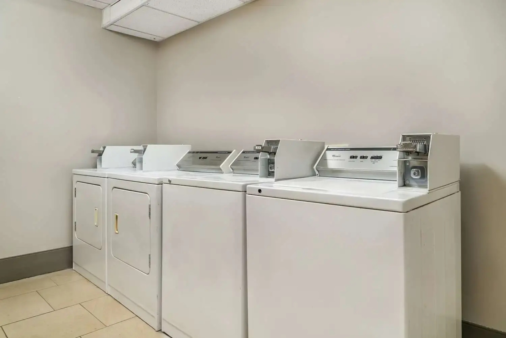 Country Inn & Suites by Radisson, Rossford - Toledo South