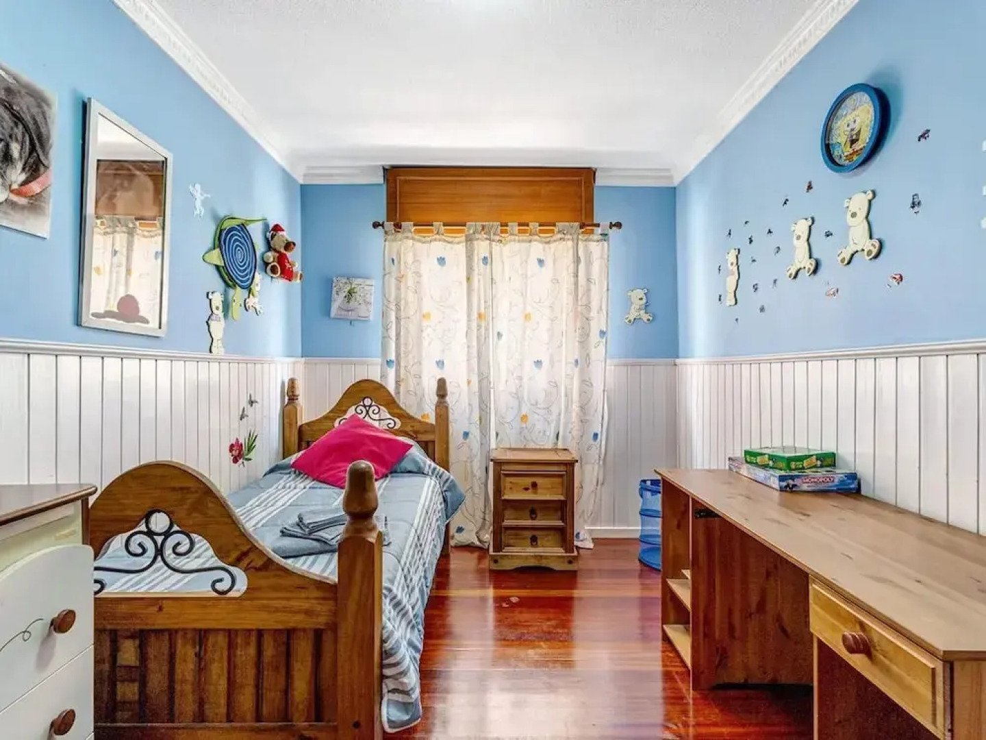 Apartment in Radazul With Stunning Sea Views