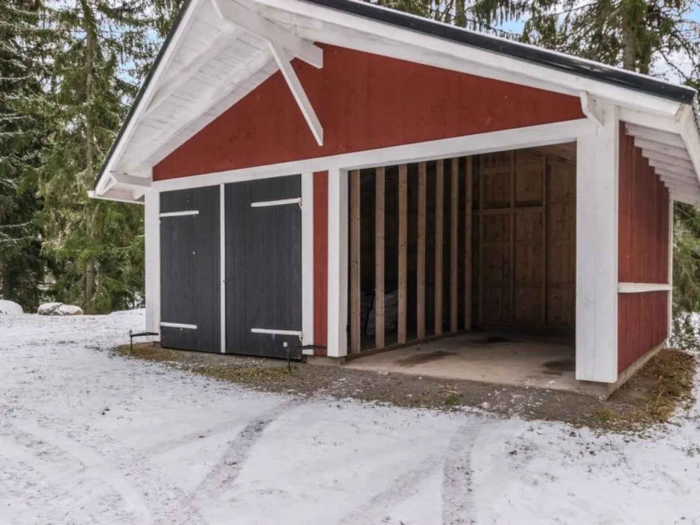 Holiday Home Mäkimökki